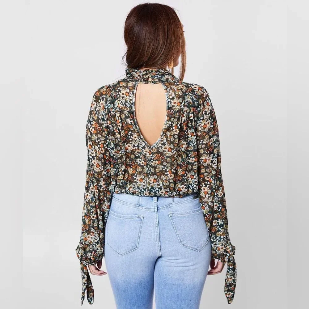 Free People All Dolled Up Mesh Floral Sheer Cropped Front Insert Lining Blouse M